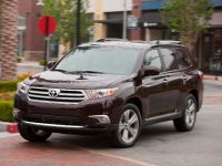 Toyota Highlander (2011) - picture 2 of 48