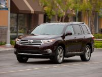 Toyota Highlander (2011) - picture 3 of 48