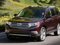 Toyota Highlander (2011) - picture 11 of 48