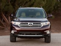 Toyota Highlander (2011) - picture 22 of 48