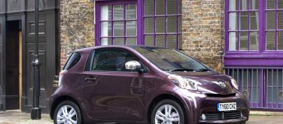 Toyota iQ (2011) - picture 7 of 7