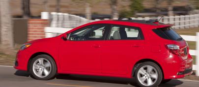 Toyota Matrix (2011) - picture 12 of 19