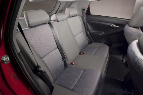 Toyota Matrix (2011) - picture 16 of 19