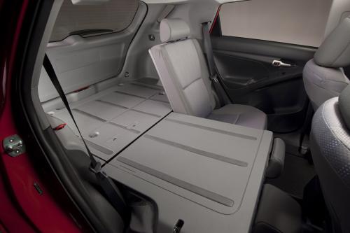 Toyota Matrix (2011) - picture 17 of 19