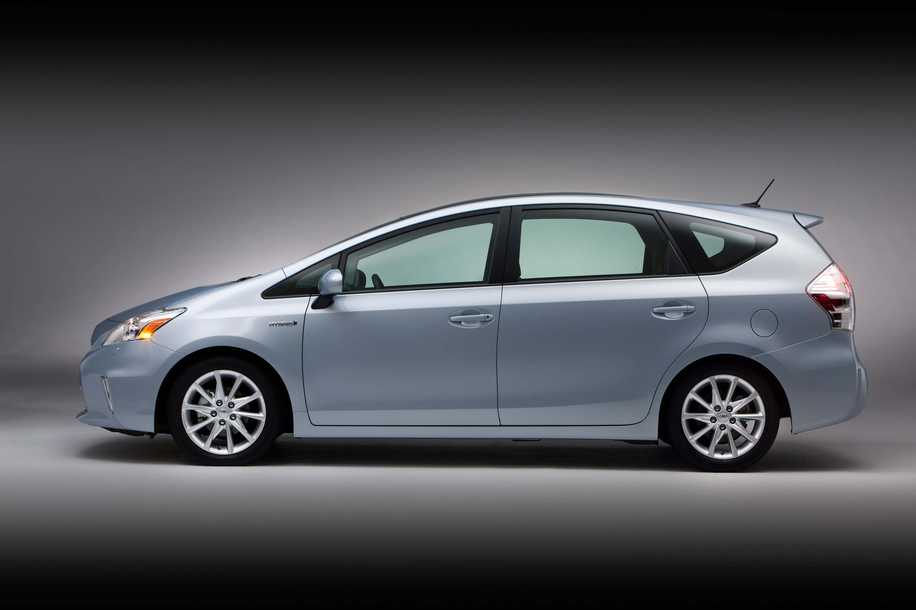 Toyota Prius V