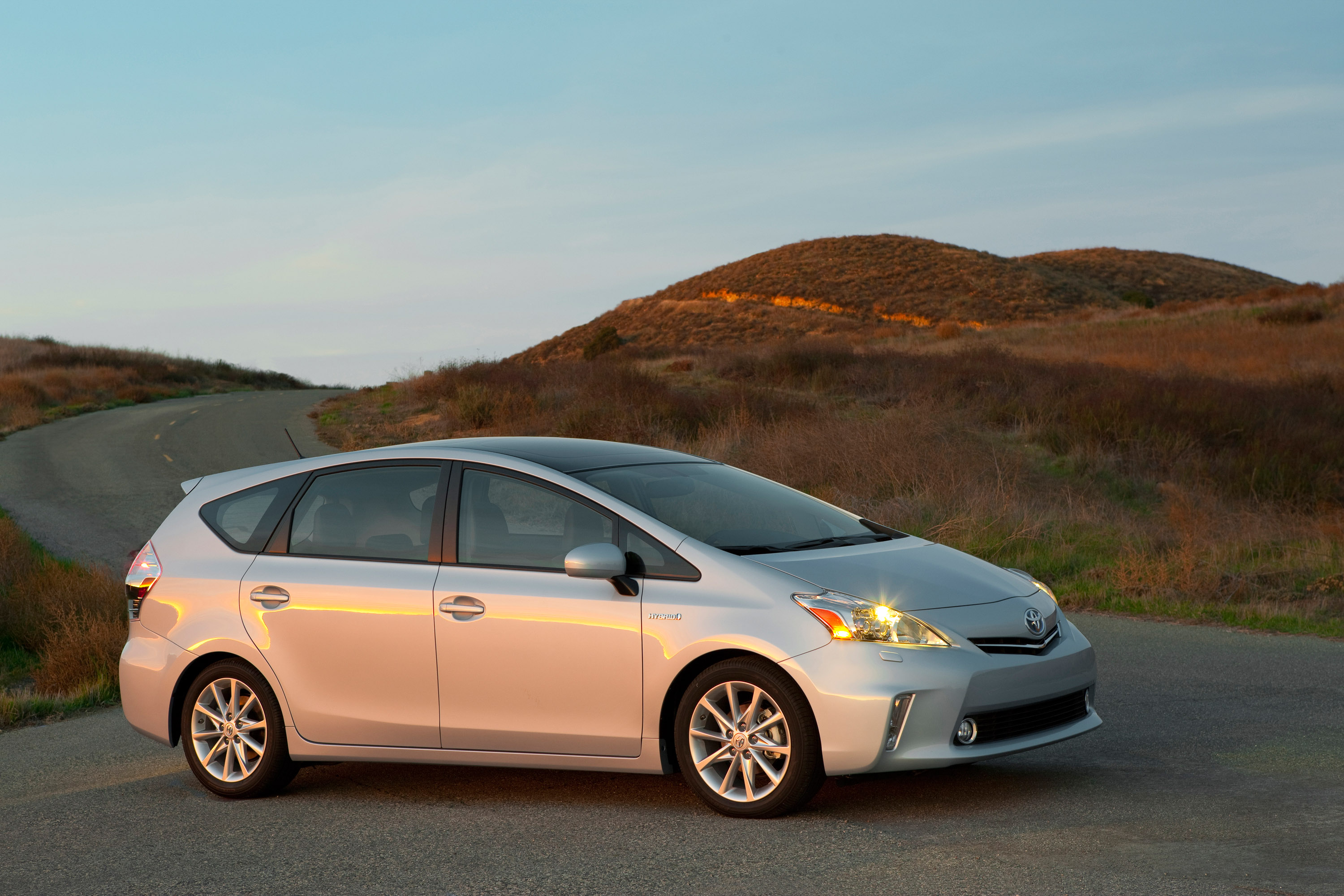 Toyota Prius V