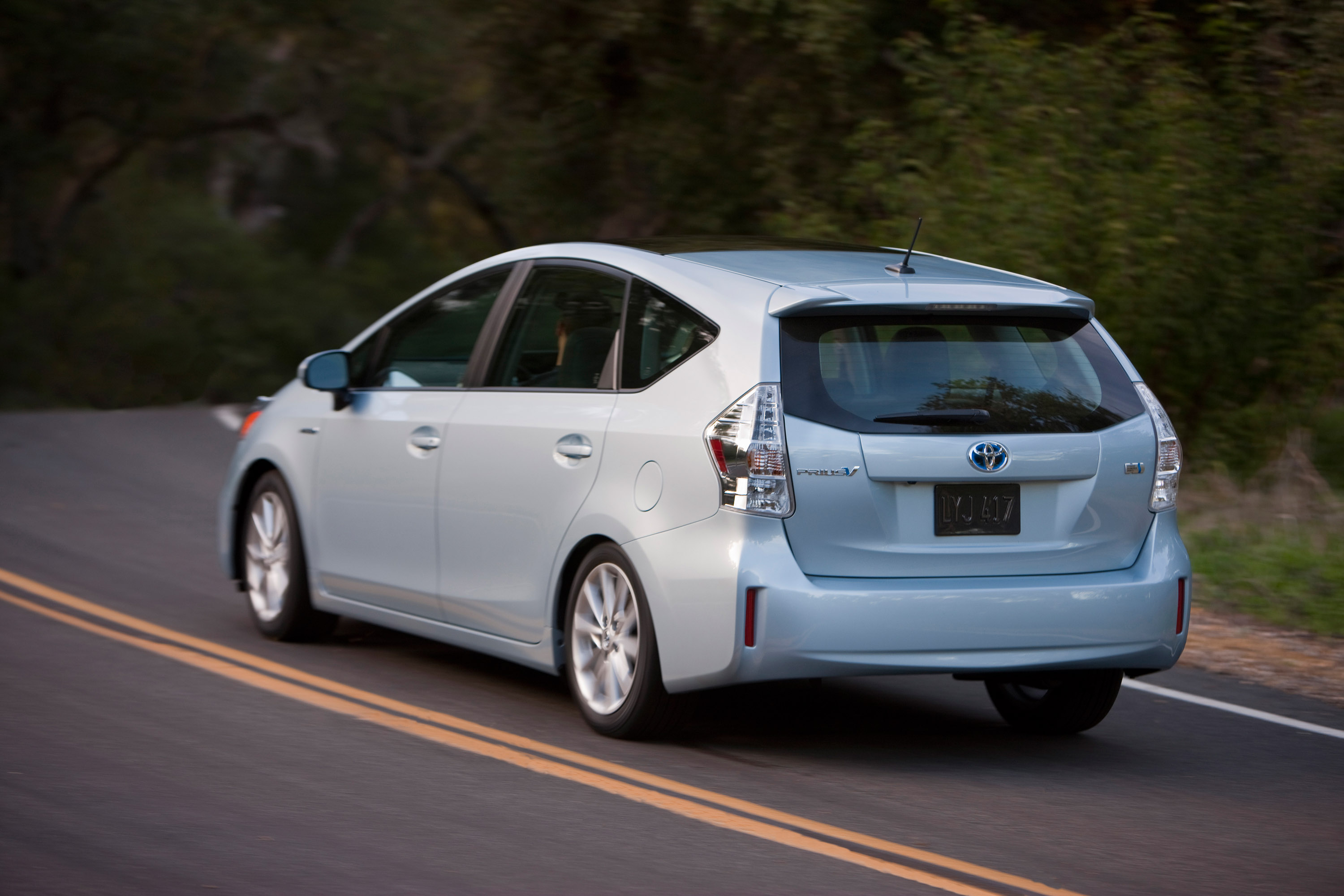 Toyota Prius V