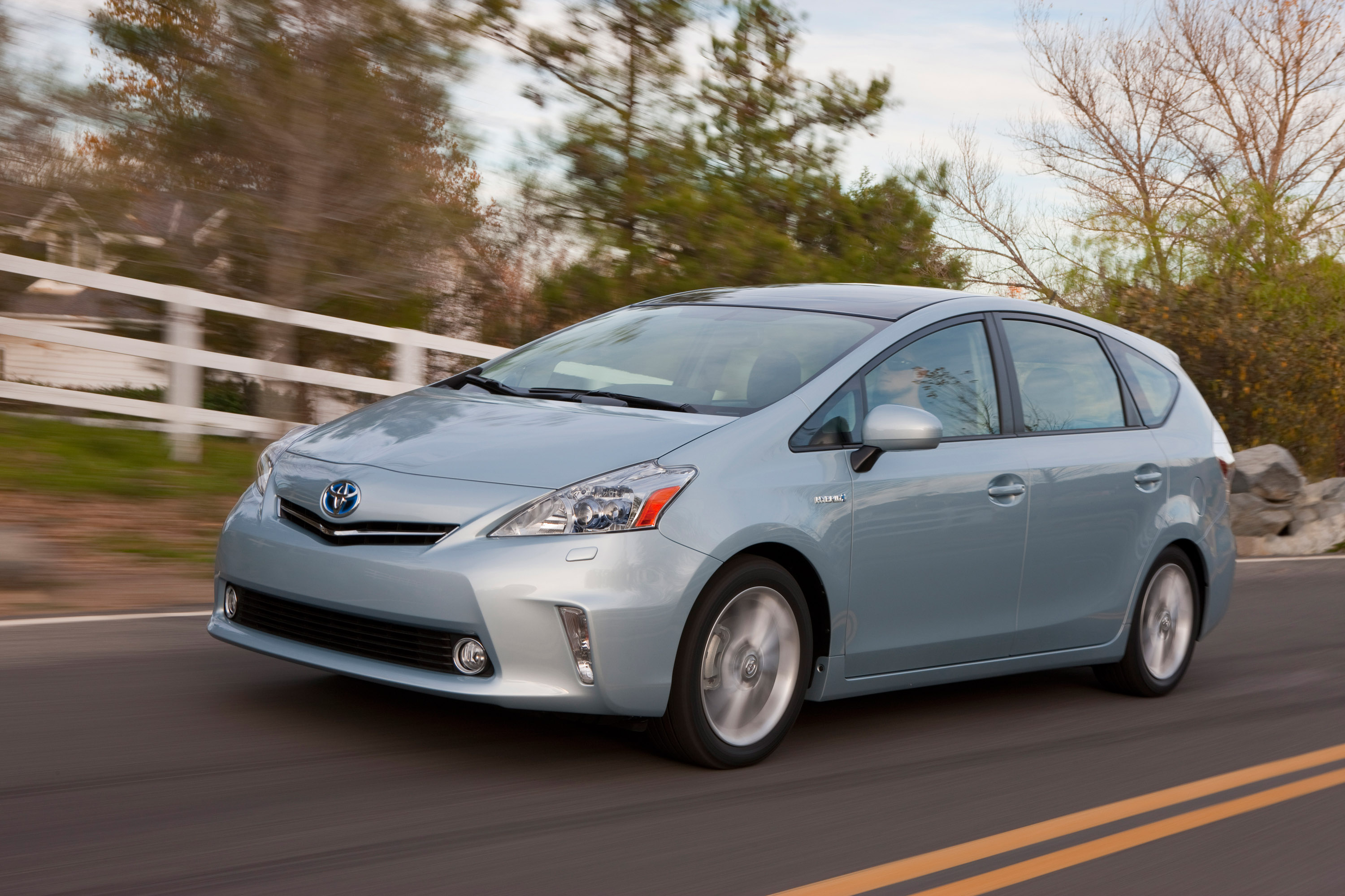 Toyota Prius V