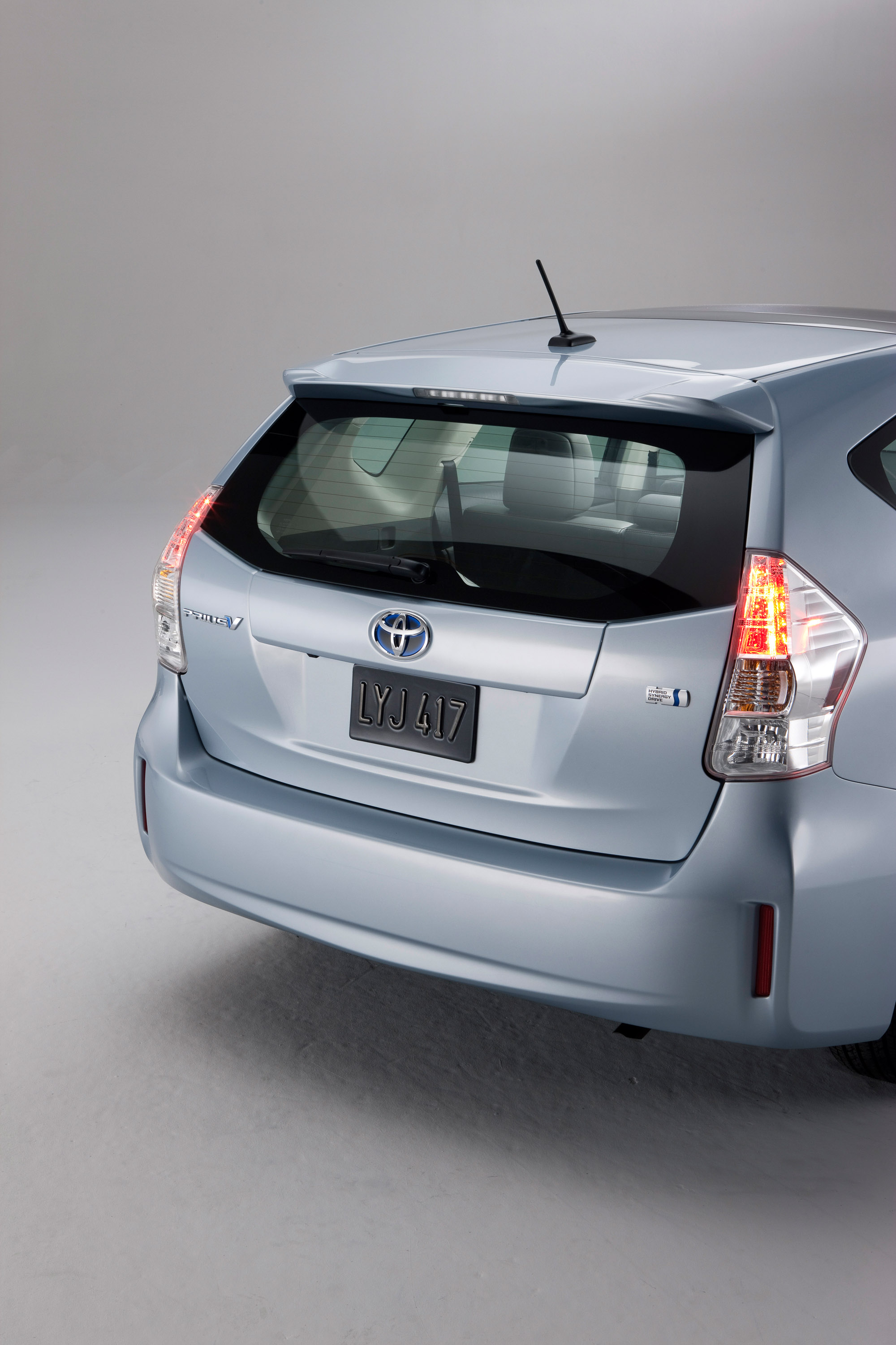 Toyota Prius V