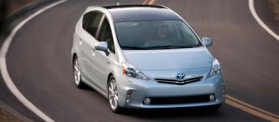 Toyota Prius V (2011) - picture 23 of 73
