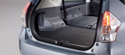 Toyota Prius V (2011) - picture 47 of 73