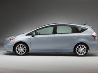 Toyota Prius v (2011) - picture 4 of 73