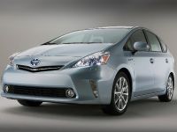 Toyota Prius v (2011)