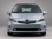 Toyota Prius v (2011)