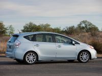 Toyota Prius V (2011) - picture 18 of 73