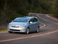 Toyota Prius v (2011)