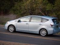 Toyota Prius V (2011) - picture 27 of 73
