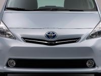 Toyota Prius V (2011) - picture 51 of 73