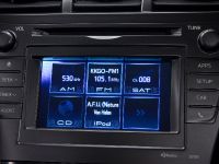 Toyota Prius V (2011) - picture 59 of 73