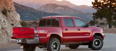 Toyota Tacoma (2011) - picture 15 of 39