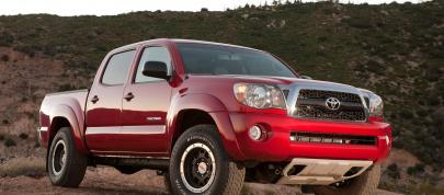 Toyota Tacoma (2011) - picture 31 of 39