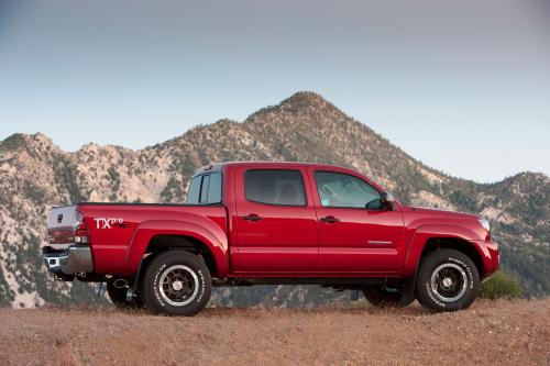 Toyota Tacoma (2011) - picture 1 of 39
