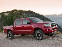 Toyota Tacoma (2011) - picture 30 of 39