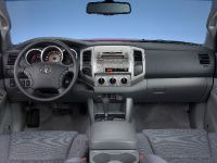 Toyota Tacoma (2011) - picture 37 of 39