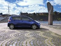 Toyota Verso-S (2011)