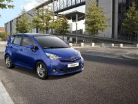 Toyota Verso-S (2011) - picture 21 of 28