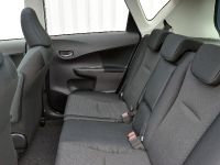 Toyota Verso-S (2011) - picture 27 of 28