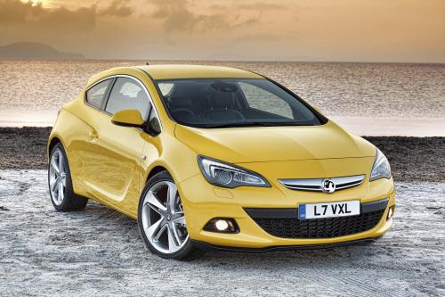 Vauxhall Astra GTC (2011) - picture 1 of 9