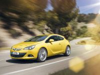 Vauxhall Astra GTC (2011) - picture 3 of 9