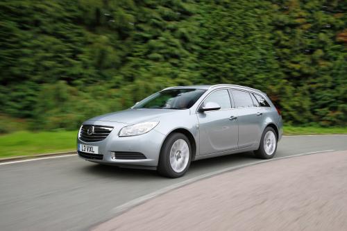 Vauxhall Insignia Sports Tourer (2011) - picture 1 of 2