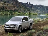 Volkswagen Amarok (2011) - picture 1 of 2