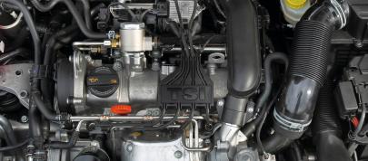 Volkswagen CrossPolo (2011) - picture 15 of 20