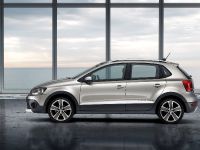 Volkswagen CrossPolo (2011) - picture 4 of 20