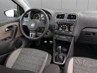 Volkswagen CrossPolo (2011)