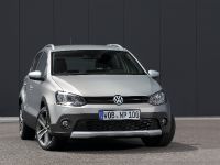 Volkswagen CrossPolo (2011) - picture 13 of 20