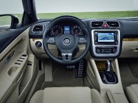 Volkswagen Eos (2011) - picture 2 of 13