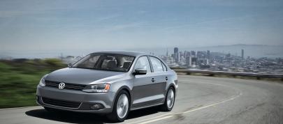 Volkswagen Jetta (2011) - picture 4 of 10