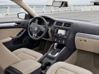 Volkswagen Jetta (2011) - picture 5 of 10