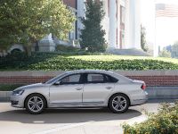 Volkswagen Passat US (2011) - picture 7 of 10