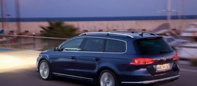Volkswagen Passat (2011) - picture 23 of 41