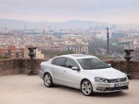 Volkswagen Passat (2011) - picture 8 of 41