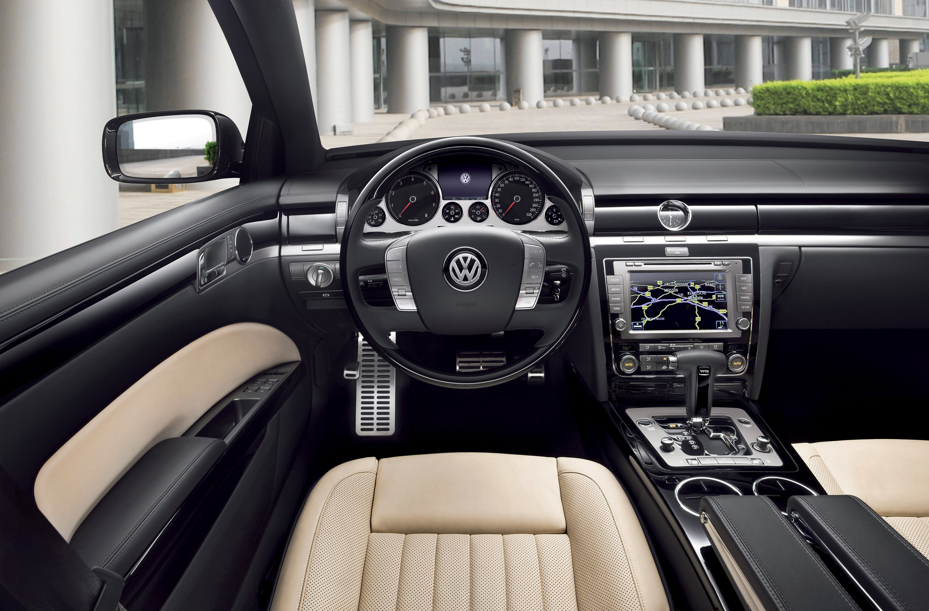 Volkswagen Phaeton