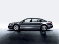 Volkswagen Phaeton (2011) - picture 2 of 28