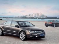 Volkswagen Phaeton (2011) - picture 8 of 28