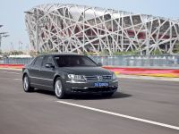 Volkswagen Phaeton (2011) - picture 27 of 28