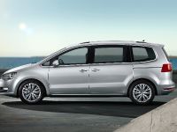 Volkswagen Sharan (2011) - picture 3 of 4